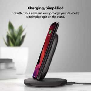 BELKIN BOOST↑CHARGE™ 15W Wireless Charging Stand + QC™ 3.0 24w Wall Charger - Image 6